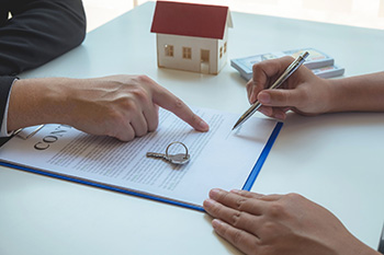 What Is A Ground Lease? Benefits And Risks For Landlord And Tenants